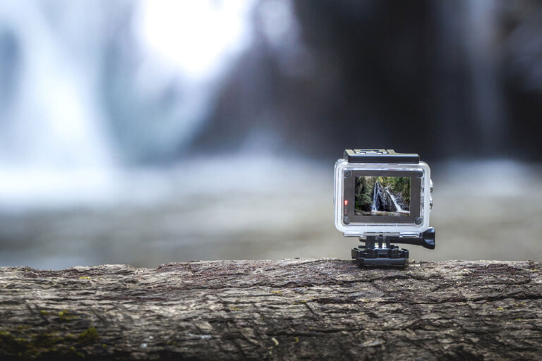 action camera