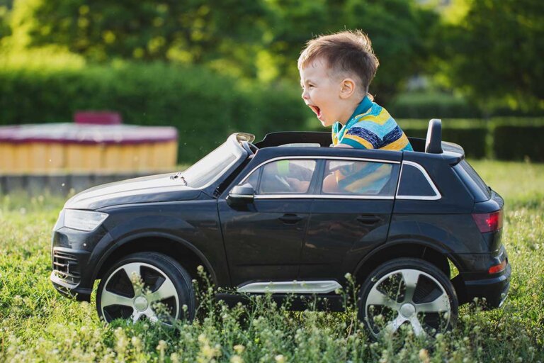 auto elettrica per bambini