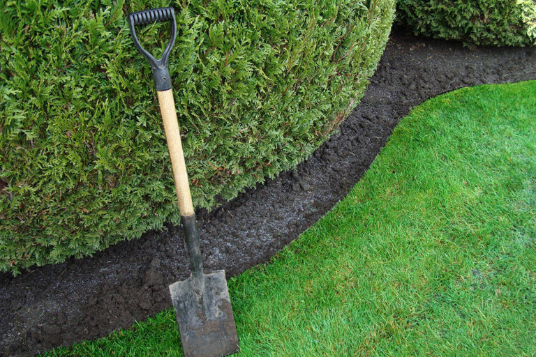 coltello a pala per bordature prato