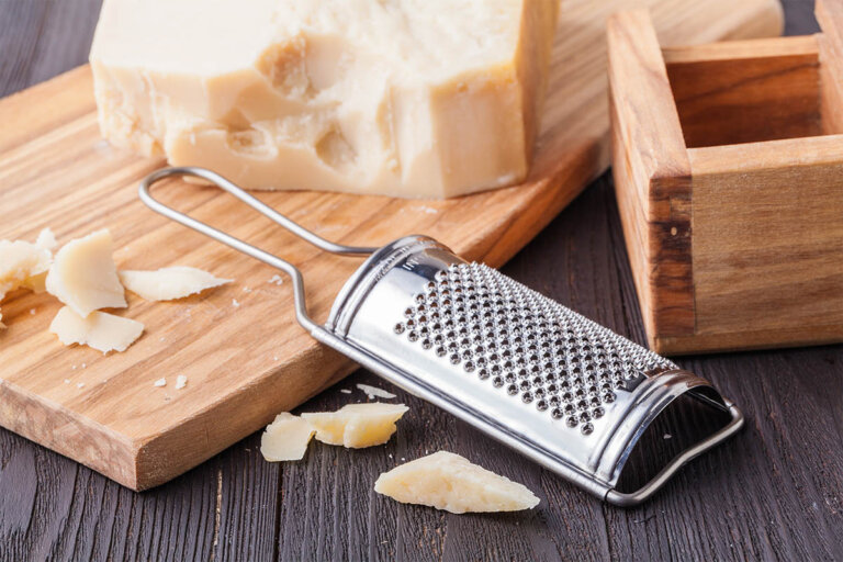 grattugia per parmigiano