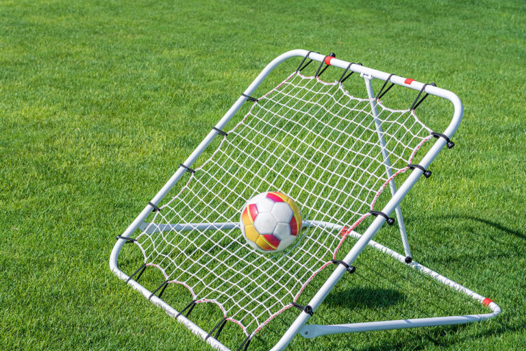 rete da rimbalzo per il calcio