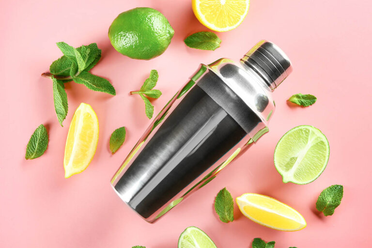 shaker per cocktail