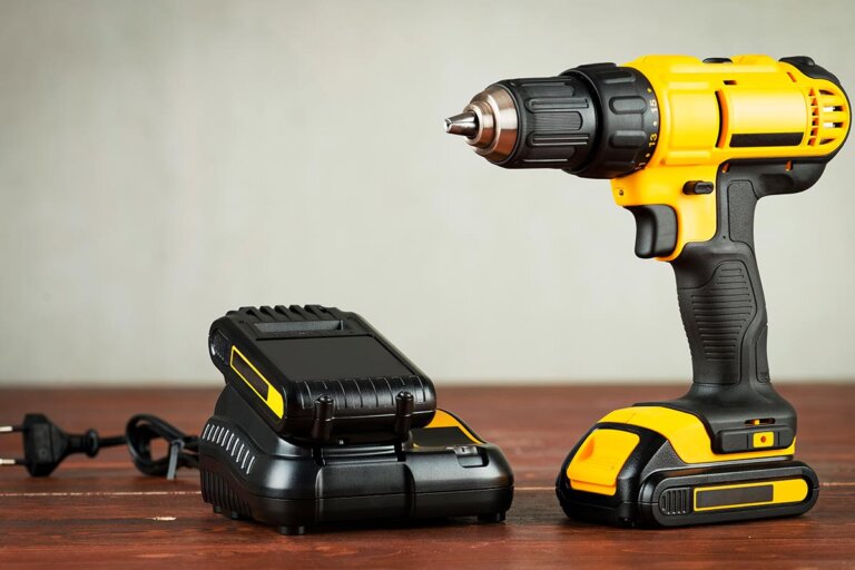 trapano battente a batteria