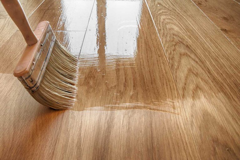 vernice per parquet